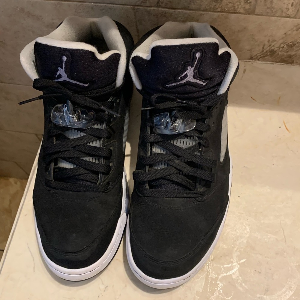 Air Jordan retro 5 moonlight
